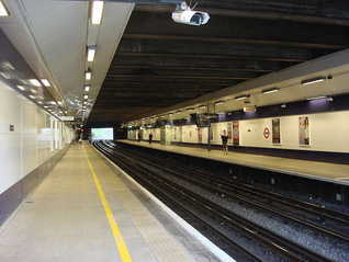 station overground underground tubestation wikipedia